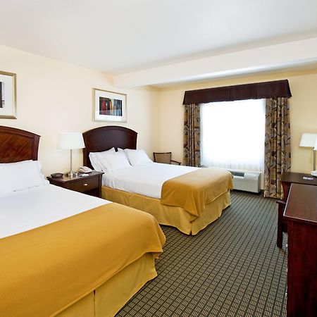 Holiday Inn Express & Suites Willcox Δωμάτιο φωτογραφία